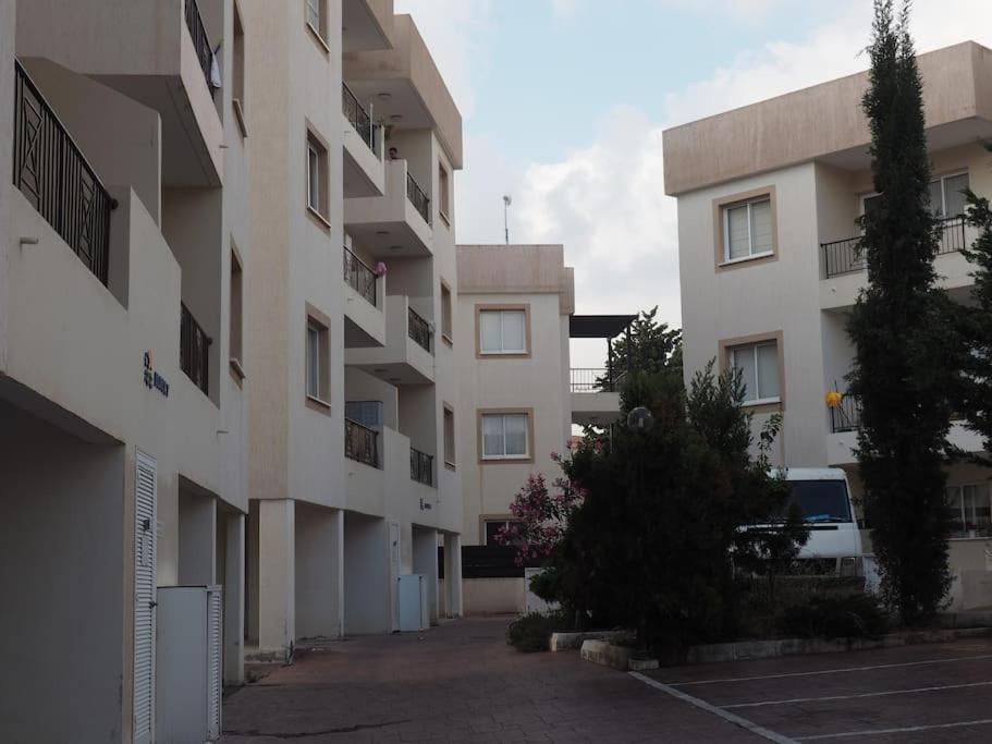 A Stone'S Throw From Everything Paphos Exterior foto