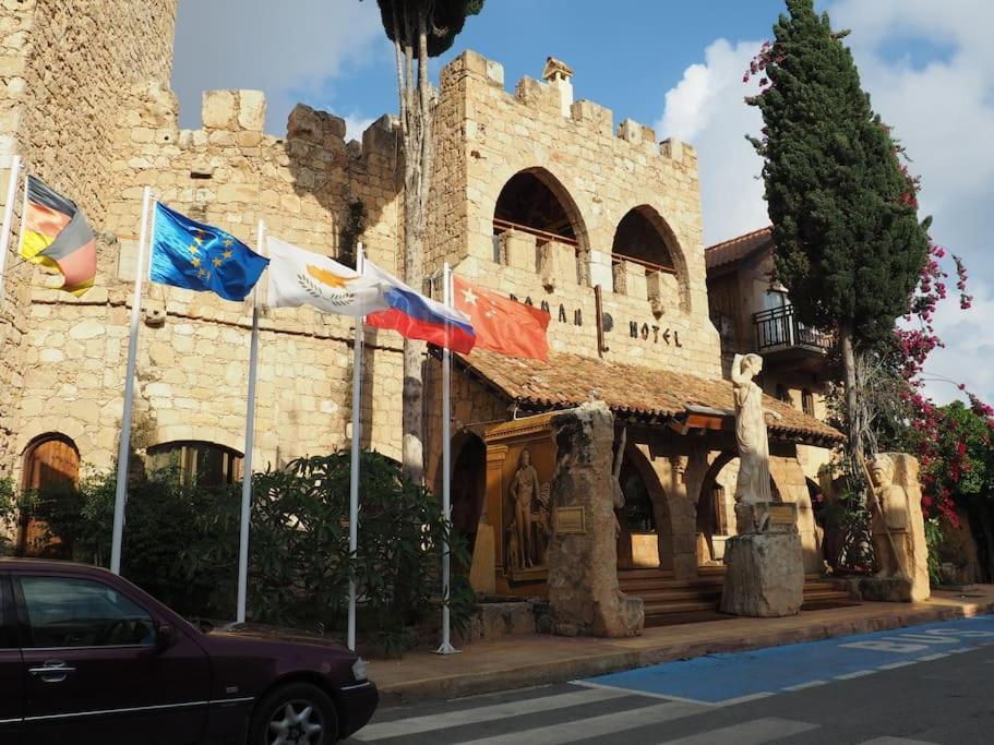 A Stone'S Throw From Everything Paphos Exterior foto